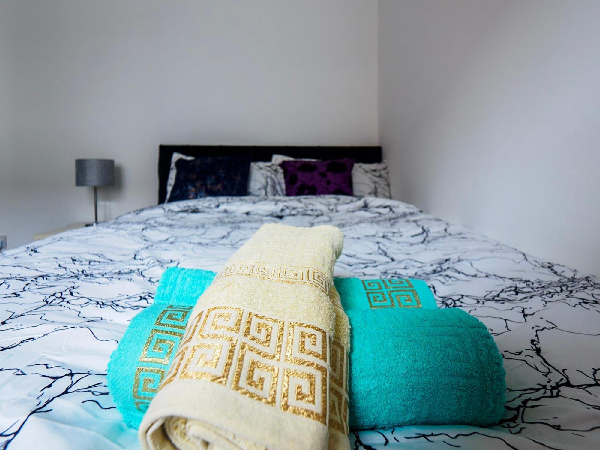 Stoke-on-Trent Chatham Lodge Cosy Large Double Room 1 מראה חיצוני תמונה